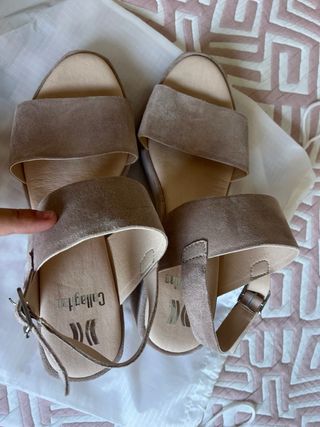 Sandalias Callaghan Beige