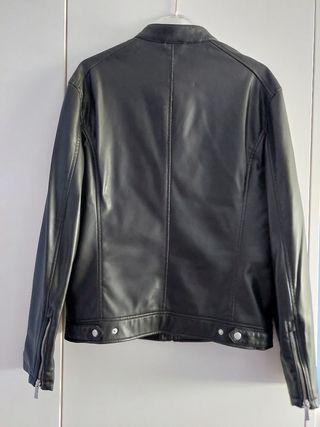 Cazadora polipiel Zara Man Talla M