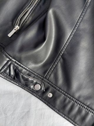 Cazadora polipiel Zara Man Talla M