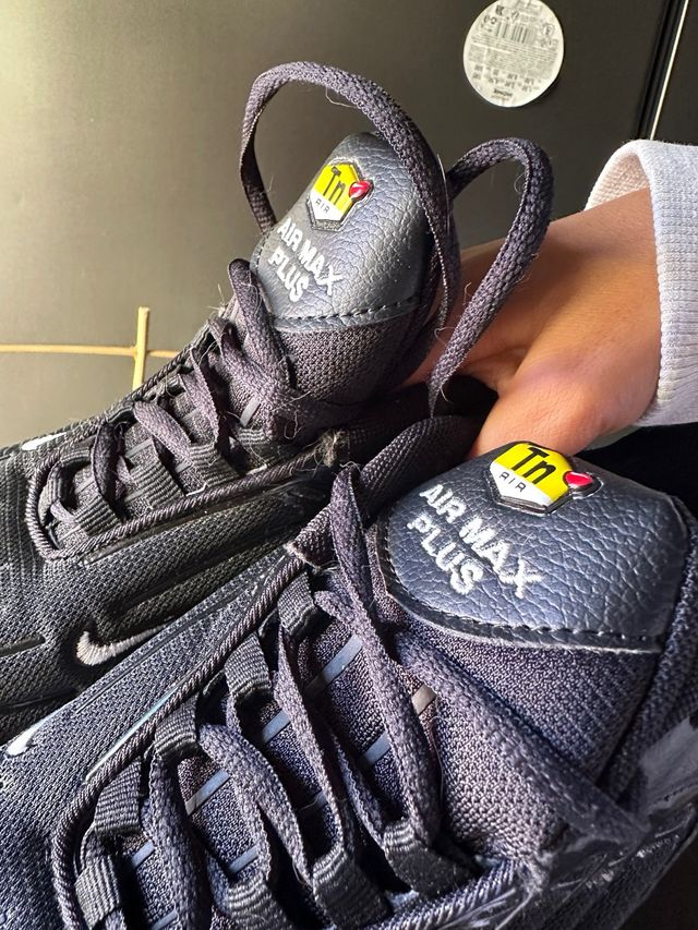 Zapatillas Nike TN,Escucho ofertas