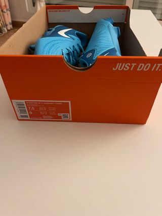 Nike Phantom II Academy
