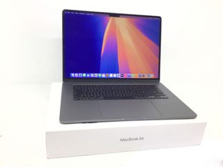 portatil apple apple macbook air m3 8-core 4.0 15 (10gpu) (2024) (a3114)