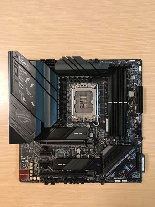 ASUS ROG STRIX B660 G GAMING WIFI Placa Base