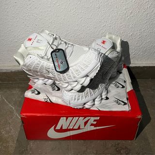 Nike shocks en blancas