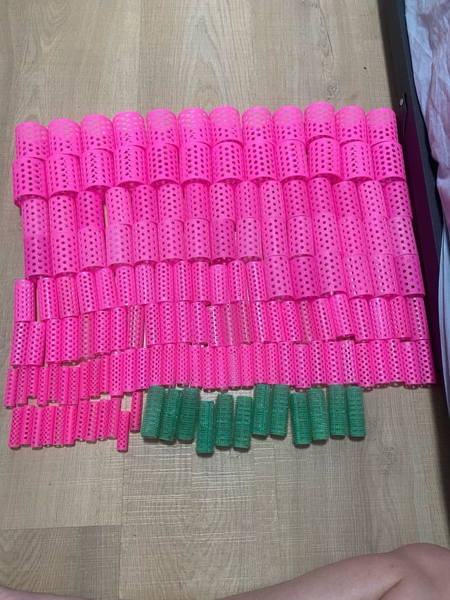 Rulos para el pelo (verdes y rosas)