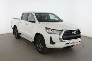 Toyota Hilux 2.4 D-4D Double Cab Lounge 4x4