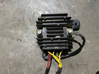 Regulador de corriente KTM RC 125 