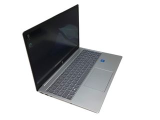 pc portatil hp ht7902