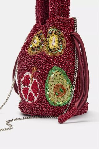 Bolso bombonera abalorios frutas