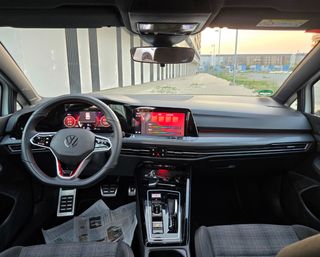 Volkswagen Golf GTI 2.0TSI 245CV 10/2023 