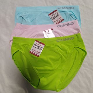 Braguita licra niñas CHANNO
Talla 14-16 UNIDAD