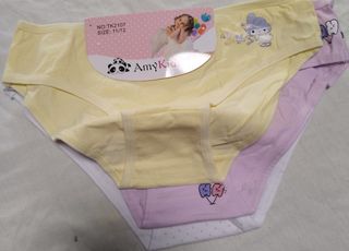 Lote 3 braguitas niñas 95% algodón
Talla 11-12