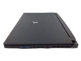 pc portatil gigabyte aourus
