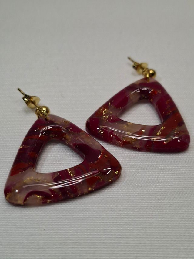Pendientes Triángulo burdeos