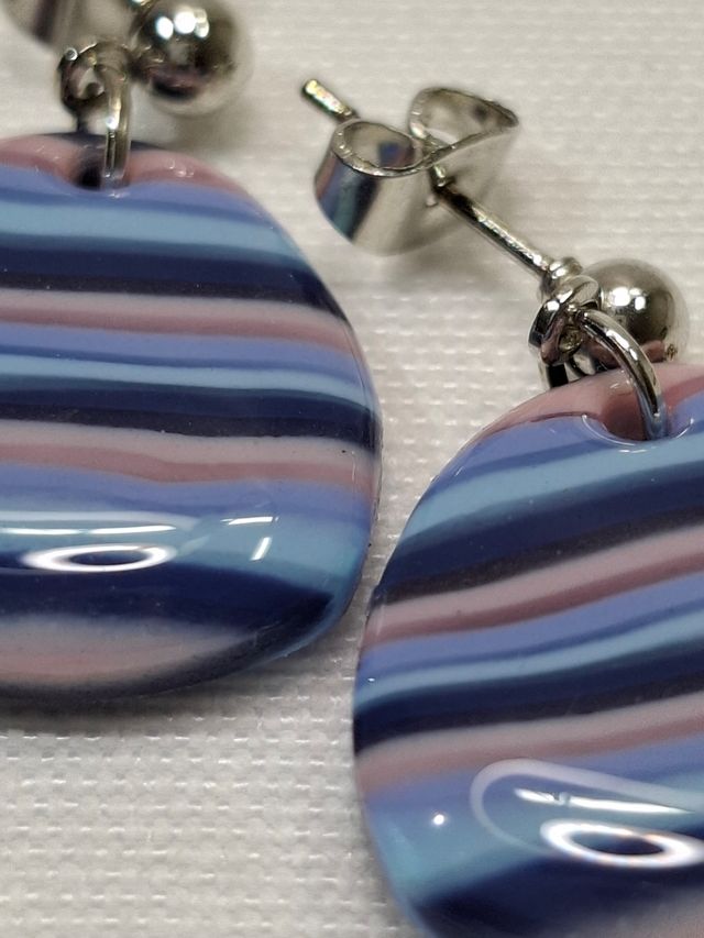 Pendientes de diseño rayas azul y rosa