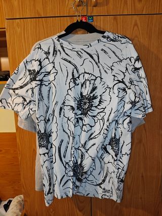 3 Camisetas Grises Talla L
5€ cada una.