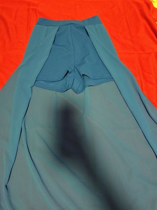 Pantaloneta azul con falda