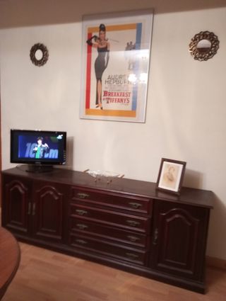 Mueble de madera vintage en Pontevedra.