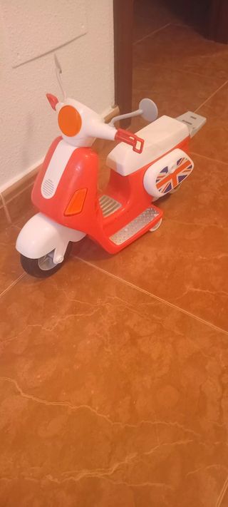 Moto de juguete nancy