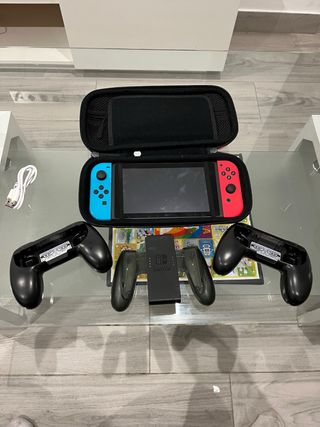 Nintendo Switch Azul y Rojo con Accesorios