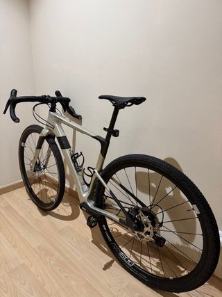Bicicleta Gravel Cannondale Topstone Carbon 4