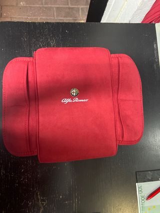 Reposabrazos Alfa Romeo Rojo