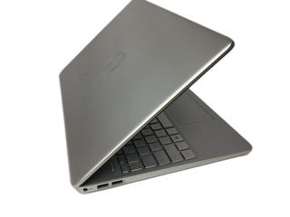 pc portatil hp hp laptop 15s-eq1xxx