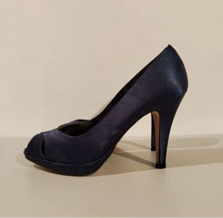 Zapatos de tacón fiesta raso azul marino