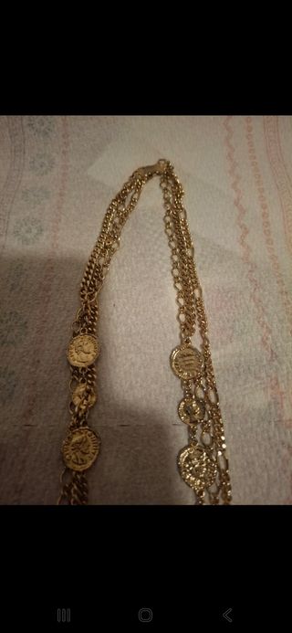 Collana lunga a più fili