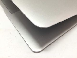 portatil apple apple macbook air core i5 1.8 13 (2012) (a1466)