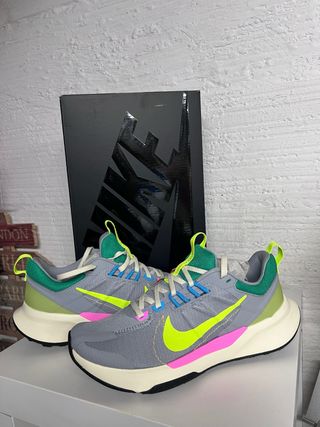Zapatillas Nike Talla 39 Gris y Amarillo