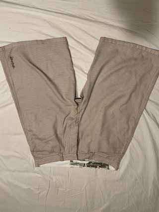 Pantalón corto surfero Billabong beige