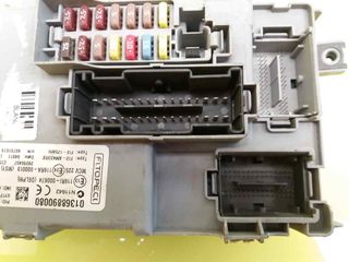 CAJA RELES / FUSIBLES FIAT QUBO (300) (2)