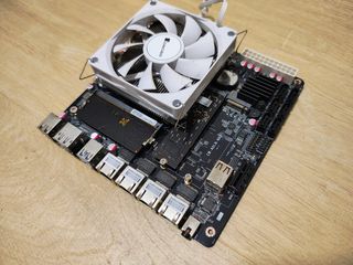 Placa Base CWWK i3-N305 6x SATA 4x 2.5Gb 2x NVMe