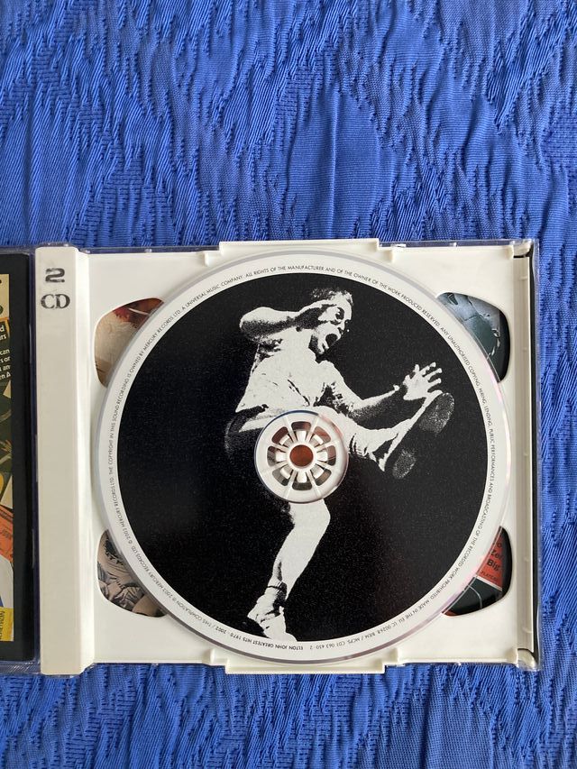 2 CDs Elton John Greatest Hits 1970-2002