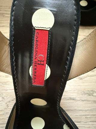 Sandalias Carolina Herrera Beige y Negro