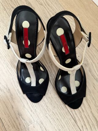 Sandalias Carolina Herrera Beige y Negro