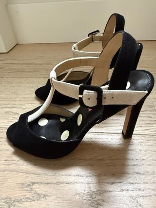 Sandalias Carolina Herrera Beige y Negro