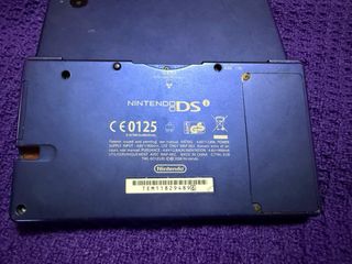Nintendo DS Lite azul marino funciona perfecta!