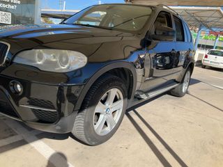 BMW X5 - NACIONAL Y CON LIBRO DE MANTENIMIENTO