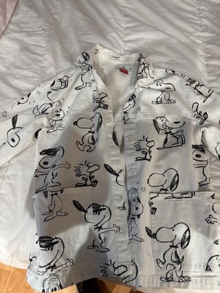 Chaqueta vaquera Snoopy blanca