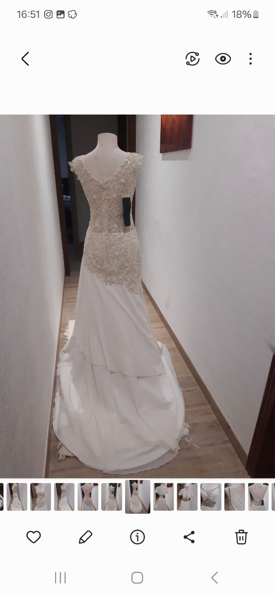 Abito da sposa nuovo.