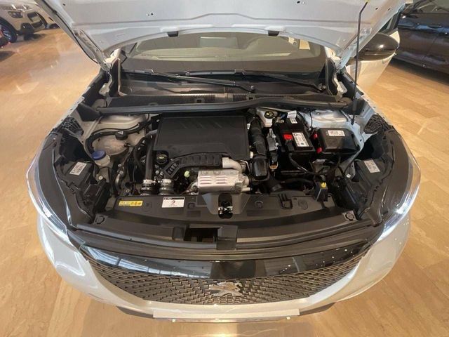 Peugeot 2008 Puretech 130 S&S 6 Vel. MAN Active Pack