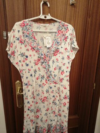 Vestido corto floral verano