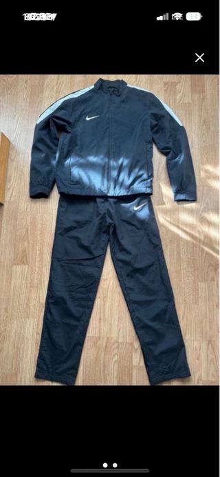 Chándal Nike niño talla M
