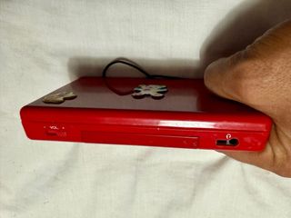 Nintendo DS Roja funciona perfectamente 