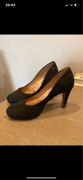Zapatos de tacón negros