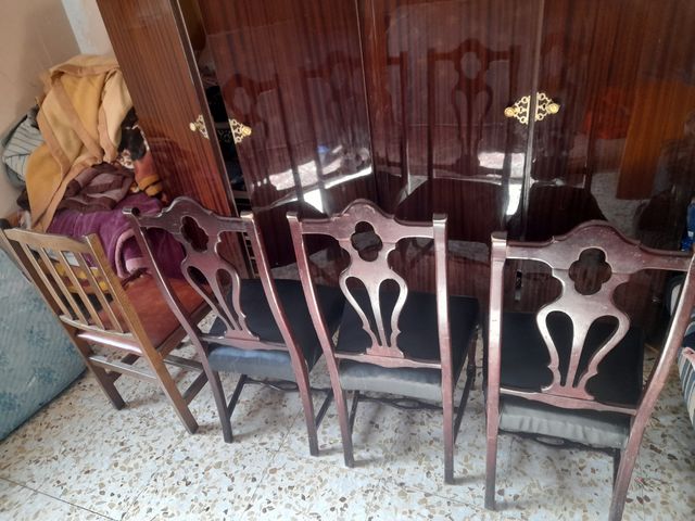 Sillas de comedor de madera y cuero