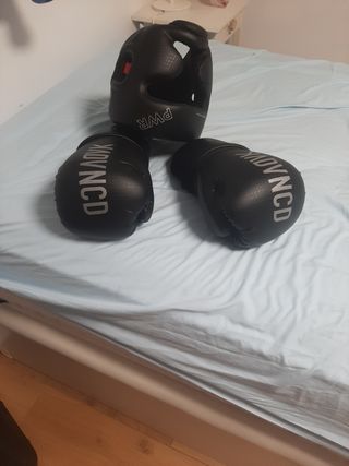 Casco y guantes de boxeo PWR