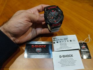 Reloj Casio G-Shock 5690 Negro/Rojo